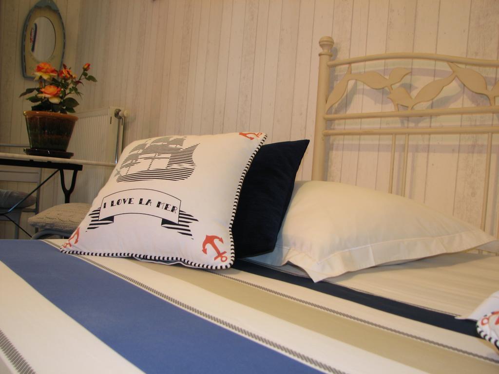 Saint-Ondras Le Pas De L'Ane Chambres D'Hotes מראה חיצוני תמונה